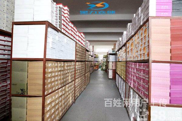 校服倉庫外包托管、出租倉庫與電商倉儲解決方案及裝卸服務(wù)指南